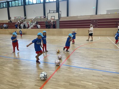 Foto des Albums: Eröffnung Stadtsporthalle ⚽️