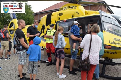 Foto des Albums: Tag der offenen Tore bei der Freiwilligen Feuerwehr Stadt Perleberg