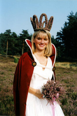 Vorschaubild: Heidekönigin 1995  Maren Siemers