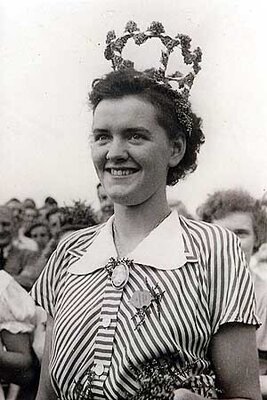 Vorschaubild: Heidekönigin 1951  Eva Darger (Keller)