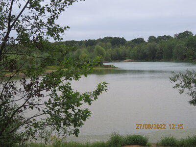 Der See  (Bild vergr&ouml;&szlig;ern)