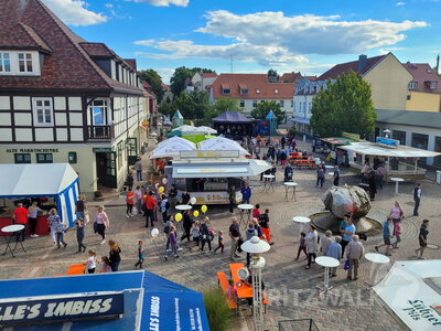 Foto des Albums: Pritzwalker Herbstleuchten 2022 begeisterte