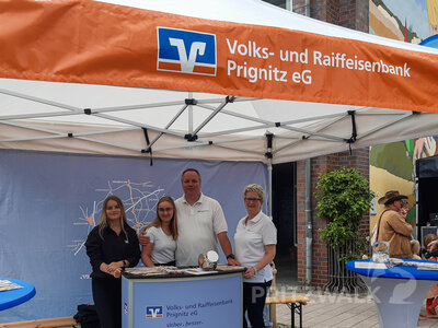 Foto des Albums: Pritzwalker Herbstleuchten 2022 begeisterte