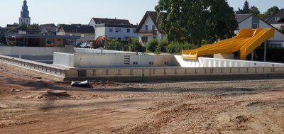 Neue Rutsche ist montiert (6.6.23) 