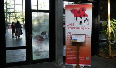 By, By bis zum n&auml;chsten Mal!  (Bild vergr&ouml;&szlig;ern)