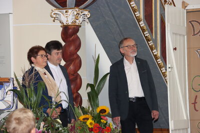 Links Angela Modes, Mitte Pfr. Frank Dregennus, Rechts Gottfried Schwabe 