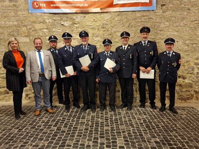 40 Jahre aktiver Dienst  (Bild vergr&ouml;&szlig;ern)