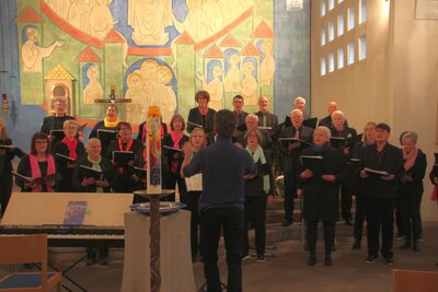 Foto 1  (Bild vergr&ouml;&szlig;ern)