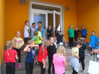 Foto des Albums: Schuleinführungsfeier im Kulturhaus Hörselgau am 13.08.2018