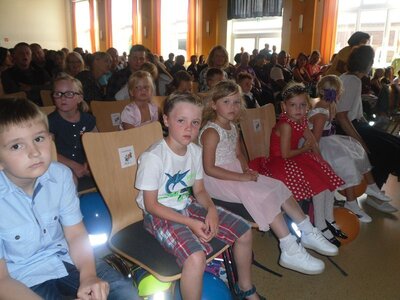 Foto des Albums: Schuleinführungsfeier im Kulturhaus Hörselgau am 13.08.2018
