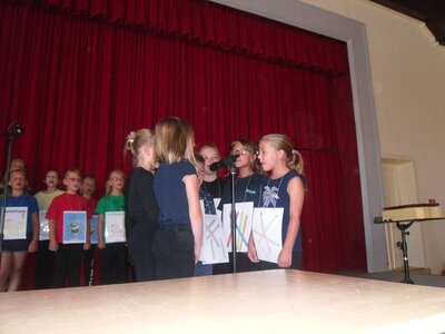 Foto des Albums: Schuleinführungsfeier im Kulturhaus Hörselgau am 13.08.2018