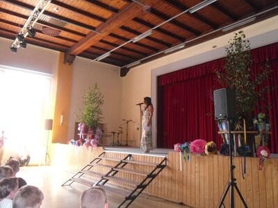 Foto des Albums: Schuleinführungsfeier im Kulturhaus Hörselgau am 13.08.2018