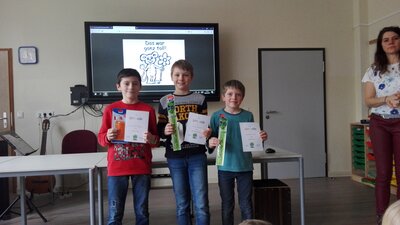 Auszeichnungen in Klasse 4  (Bild vergr&ouml;&szlig;ern)