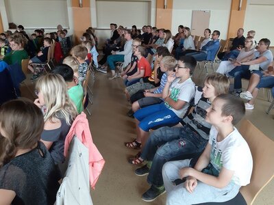 Foto des Albums: Der letzte Schultag mit der Verabschiedung der 4. Klassen