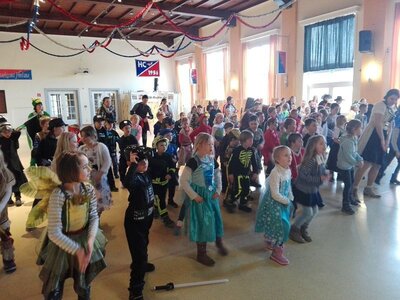 Foto des Albums: HÖRSELSCHULE HELAU!