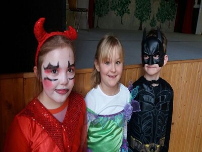 Foto des Albums: HÖRSELSCHULE HELAU!