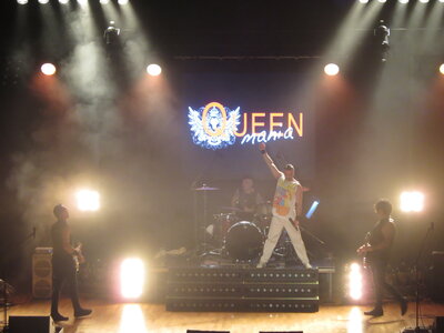 Foto des Albums: QueenMania