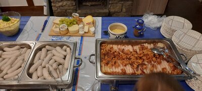2022 Oktoberfest-Essen (1)  (Bild vergr&ouml;&szlig;ern)