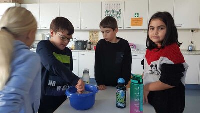 Foto des Albums: Brötchen backen