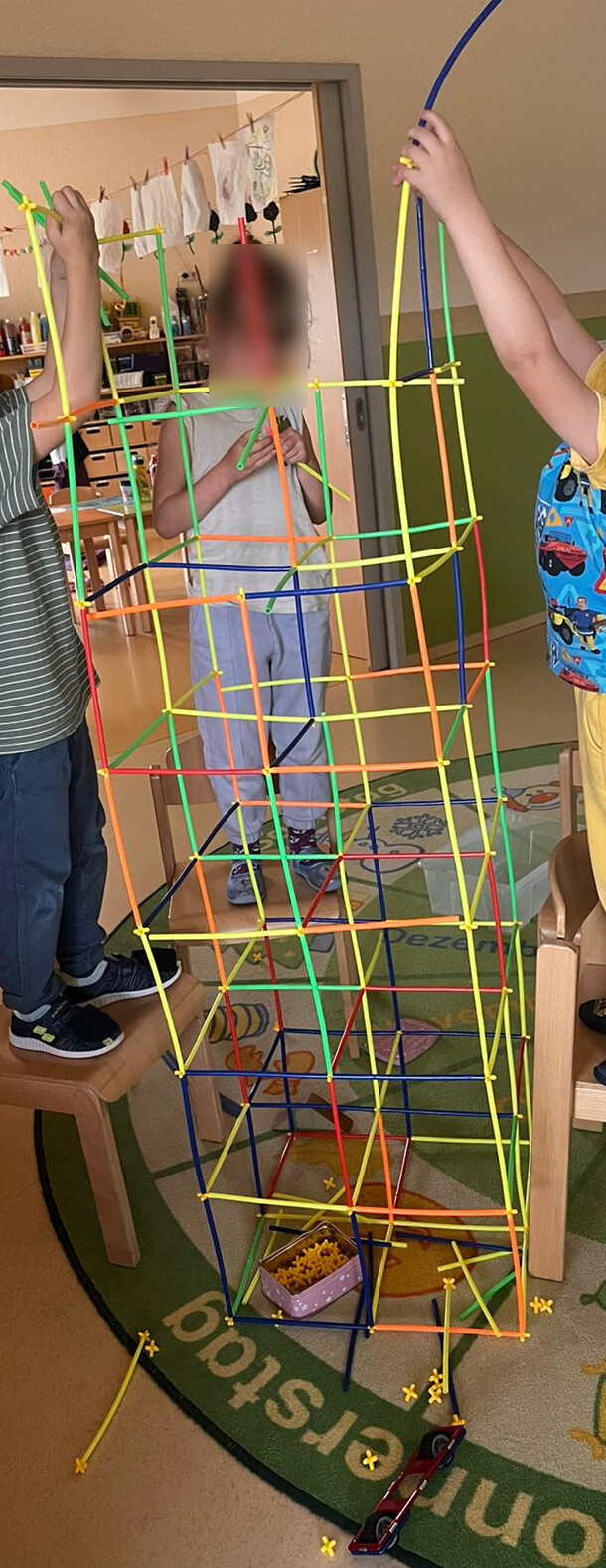 Bild: Bauen und Konstruieren riesiger Türme