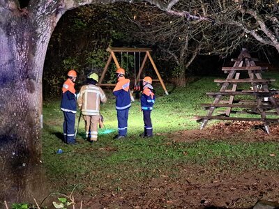 Foto des Albums: Jugendfeuerwehr besucht Rettungshunde