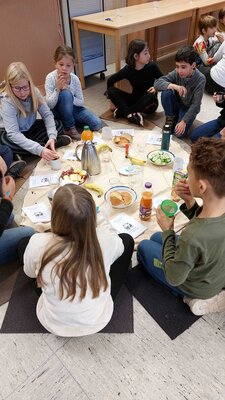 Foto des Albums: Friedensfrühstück