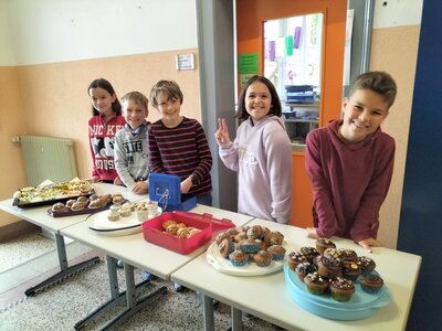 Foto des Albums: Muffinverkauf der Klasse 4