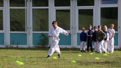 Foto des Albums: Karate draußen!