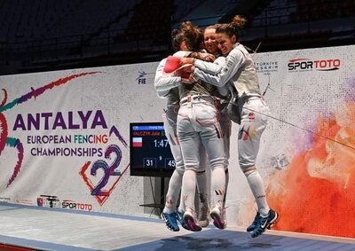 Foto des Albums: Deutsches Team gewinnt Bronze bei der EM im Damenflorett