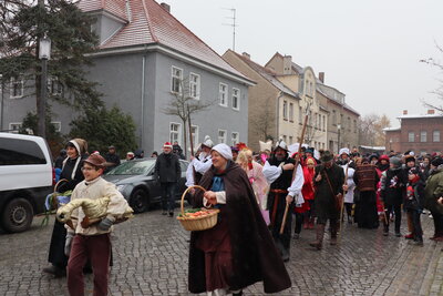 Foto des Albums: Märchenparade zum Advents-Erlebnismarkt (03.12.2022)