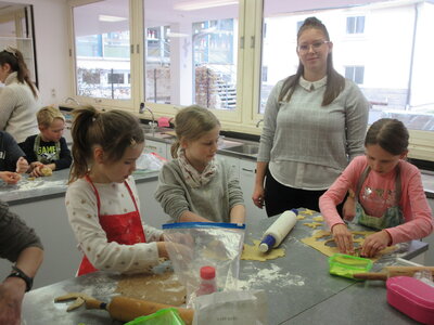 Foto des Albums: In der Weihnachtsbäckerei ... (02. 12. 2022)