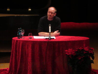 Foto des Albums: Bratapfel-Lesung mit dem Schauspieler Johann von Bülow