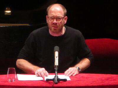 Foto des Albums: Bratapfel-Lesung mit dem Schauspieler Johann von Bülow