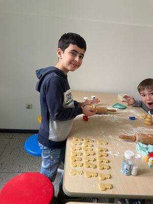 Foto des Albums: Basteltag/Kekse backen 4.Klassen