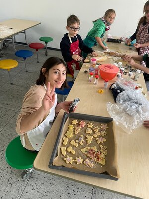 Foto des Albums: Basteltag/Kekse backen 4.Klassen