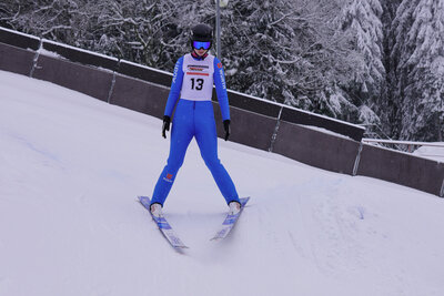 2022-12-10 Deutschlandpokal Sprung Alvine Holz Rang 2 (c) Guenter Gruetzner  (Bild vergr&ouml;&szlig;ern)