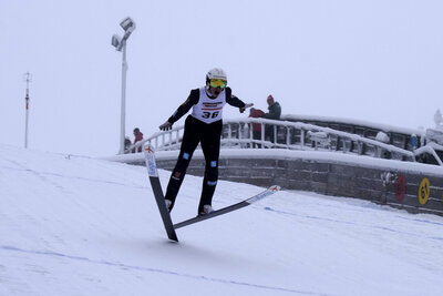 2022-12-10 Deutschlandpokal Sprung Max Unglaube Rang 7 (c) Guenter Gruetzner  (Bild vergr&ouml;&szlig;ern)