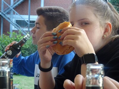 Foto des Albums: Teenie - Kochen: Burger machen