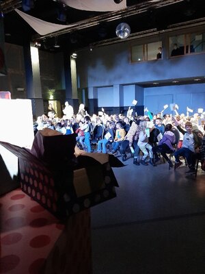 Theater 6 