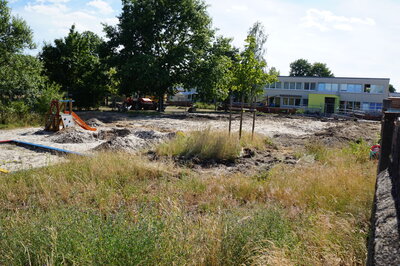 Vorschaubild: Juni: Baubeginn Außenbereich Haus Kunterbunt