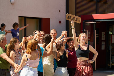 Foto des Albums: Bridges for Youth 2022