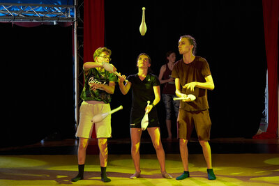 Foto des Albums: Bridges for Youth 2022