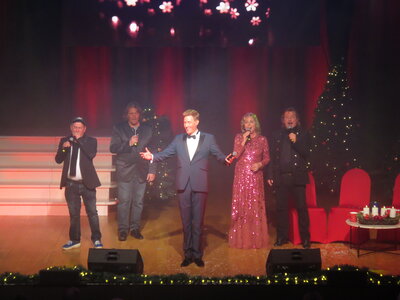Foto des Albums: Weihnachten mit unseren Stars