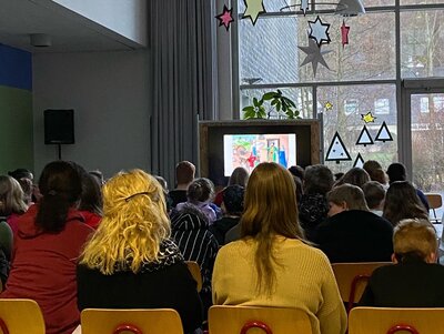 Foto des Albums: Weihnachtsgottesdienst in der Schule