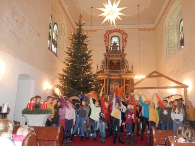 Foto des Albums: Weihnachtsprogramm in der Kirche Oberottendorf