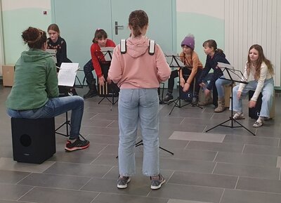 Foto des Albums: Der Weihnachtsmann in der Schule (21.12.2022)