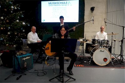 Foto des Albums: Großes Weihnachtskonzert