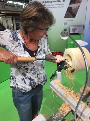 Foto des Albums: Präsentation des Drechsler- und Holzspielzeugmacherhandwerks auf der IHM in München 2022