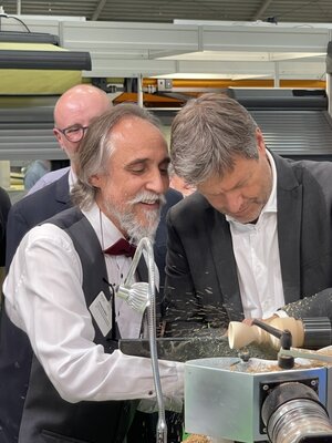 Foto des Albums: Präsentation des Drechsler- und Holzspielzeugmacherhandwerks auf der IHM in München 2022