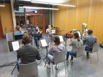musik aufnahme (1)  (Bild vergr&ouml;&szlig;ern)